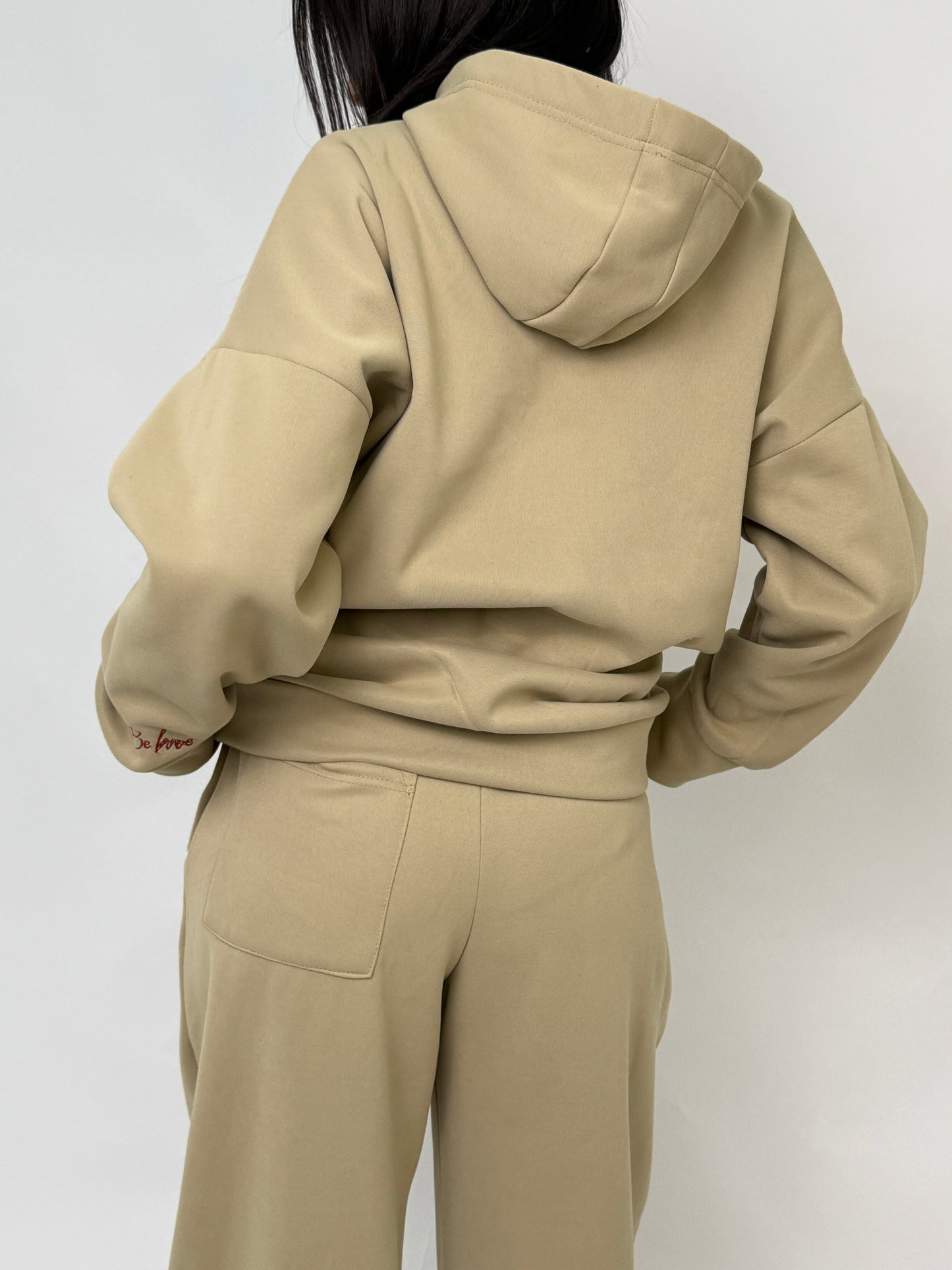 Beige unisex joggers set