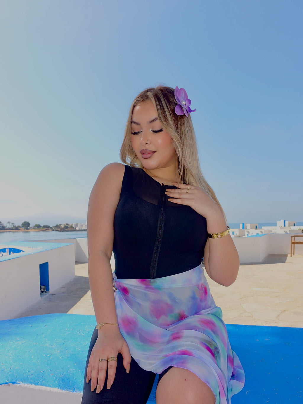 Burkini noir sans manches + pareo bleu